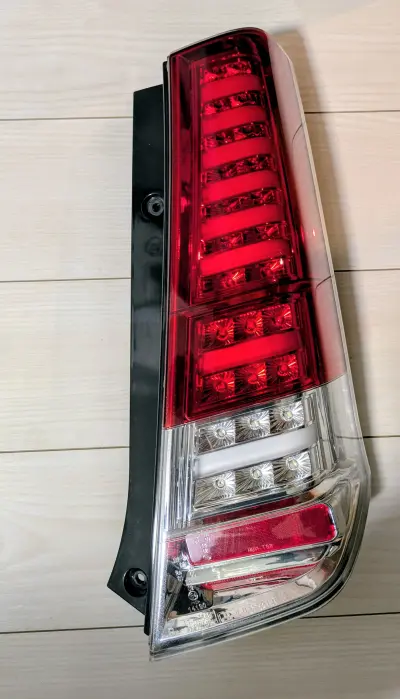 Suzuki Wagon R Custom LED Tail Lamp (JUNYAN HU487)